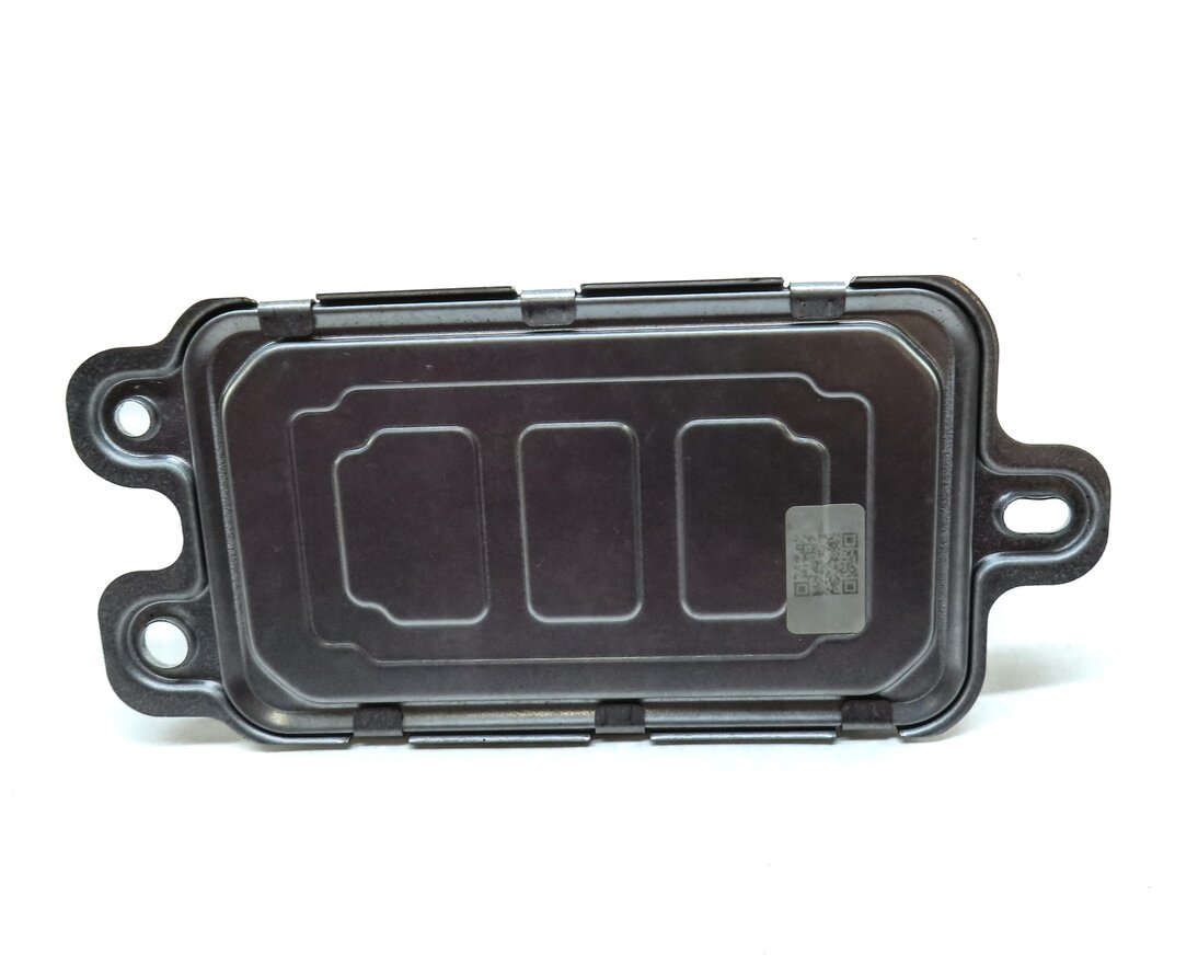 Thumbnail 5: 2016 LAND ROVER DISCOVERY SPORT (L550) POWER INVERTER VOLTAGE CONTROL MODULE