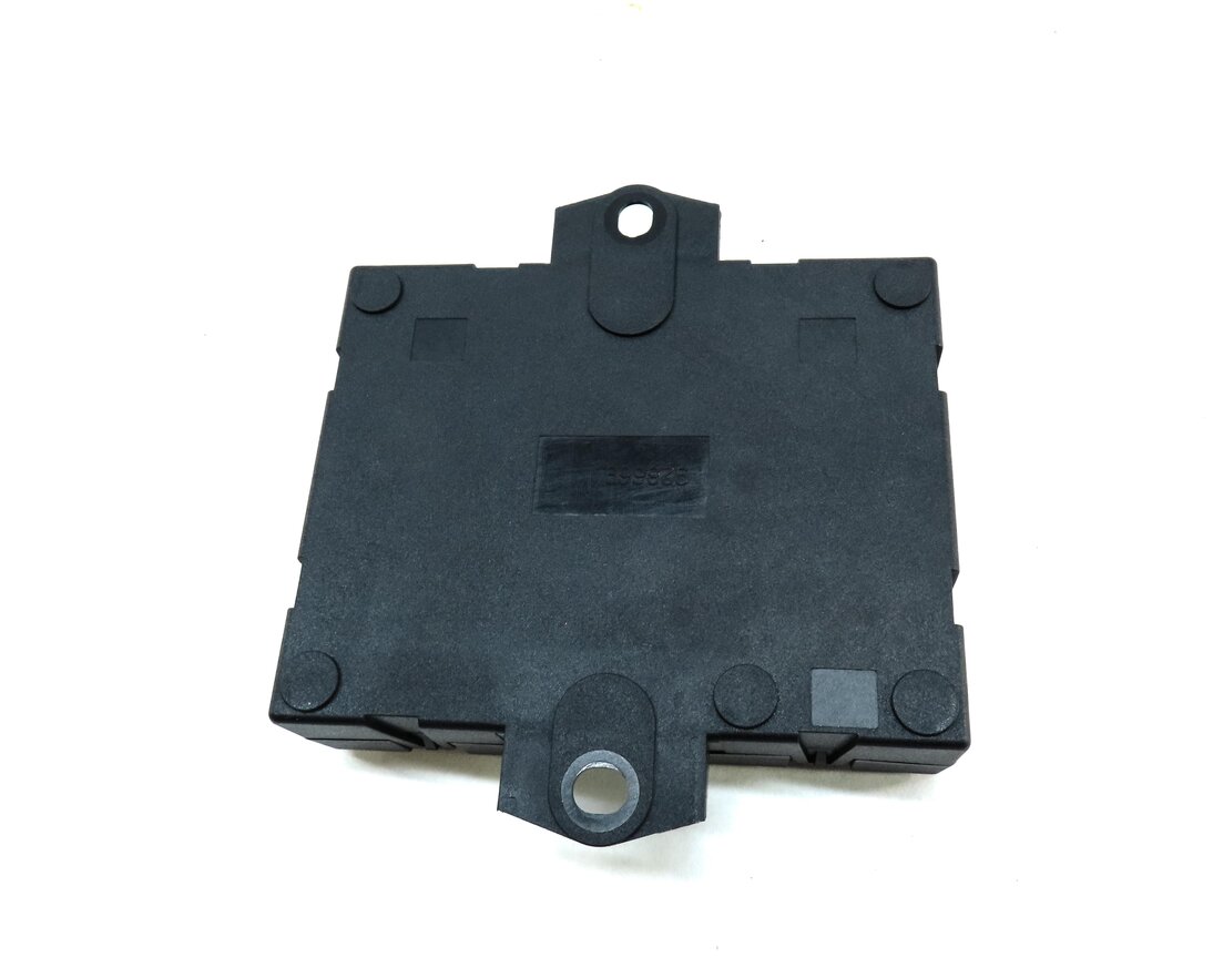 Thumbnail 5: 2016 LAND ROVER DISCOVERY SPORT (L550) REAR TRUNK LIFTGATE CONTROL MODULE