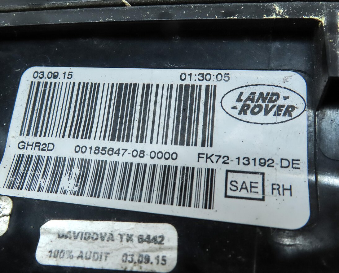 Thumbnail 6: 15-19 LAND ROVER DISCOVERY SPORT (L550) RIGHT REAR INNER TAILLIGHT LIGHT LAMP