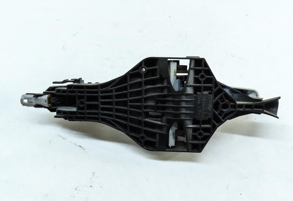 Thumbnail 5: 15-19 LAND ROVER DISCOVERY SPORT (L550) RIGHT FRONT PASSIVE DOOR HANDLE (WHITE)