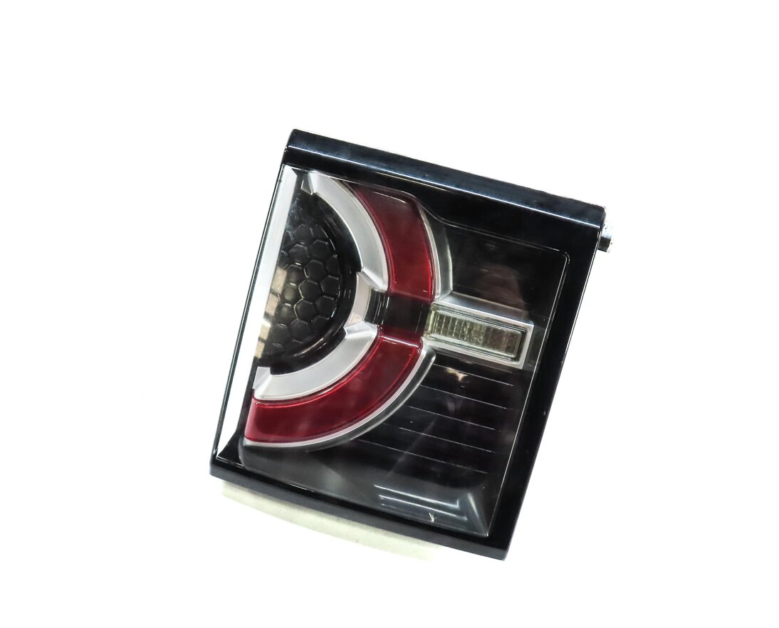 2015-2019 LAND ROVER DISCOVERY SPORT (L550) LEFT REAR INNER TAILLIGHT LIGHT LAMP