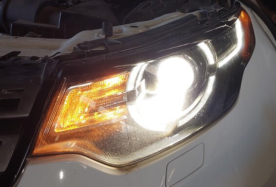 Thumbnail 2: 15-19 LAND ROVER DISCOVERY SPORT (L550) LEFT - XENON HID HEADLIGHT LIGHT LAMP