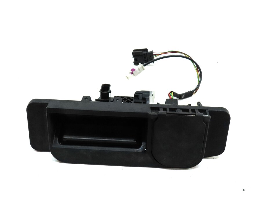 Thumbnail 8: 2014 MERCEDES CLA45 AMG (C117) HATCH TRUNK HANDLE w/ REARVIEW REAR VIEW CAMERA