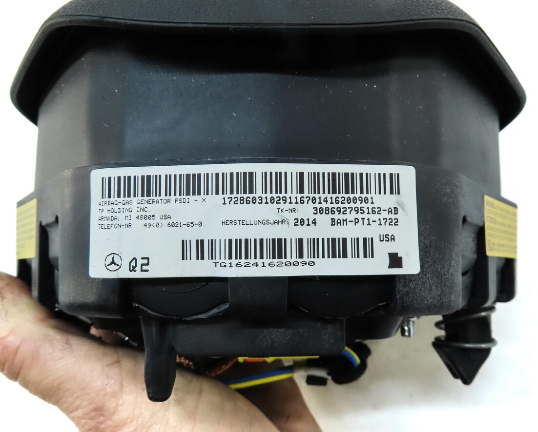 Thumbnail 6: 2014-2017 GLA250 CLA250 CLA45 AMG (X156 C117) LEFT STEERING WHEEL AIRBAG (BLACK)