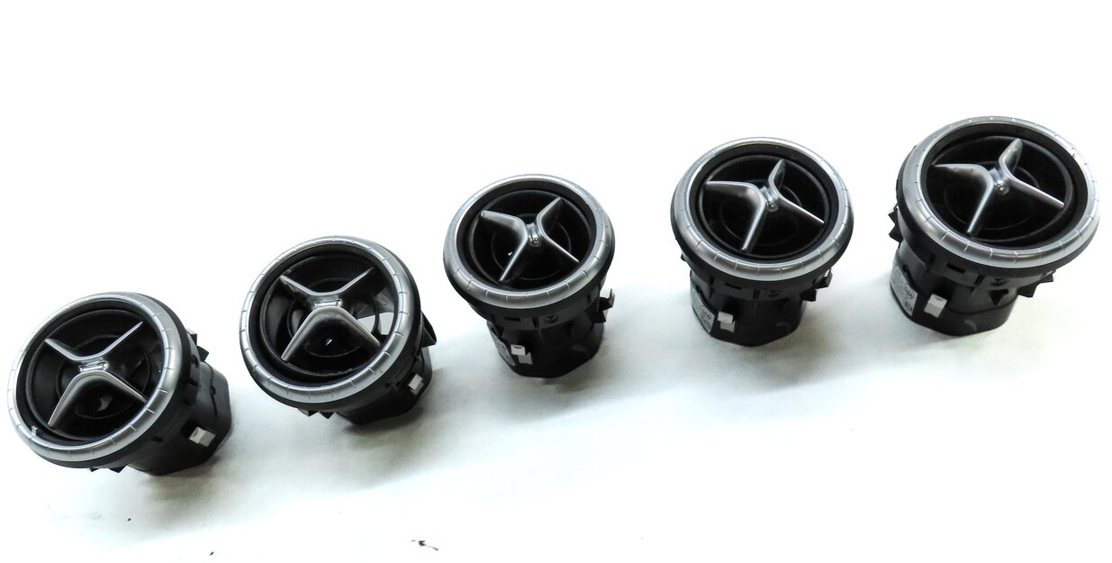 Thumbnail 2: 2014 MERCEDES CLA45 AMG (C117) FRONT DASH AC HEATER AIR VENT SET5 SILVER & BLACK
