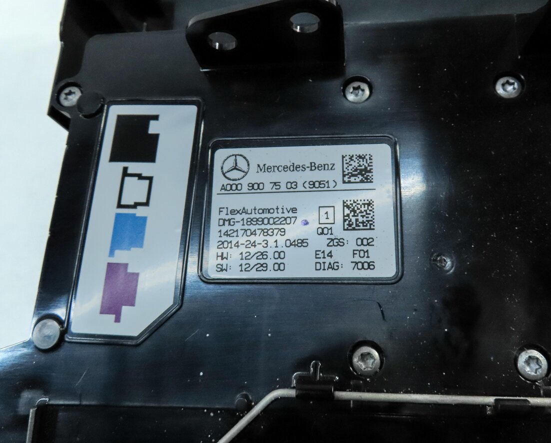 Thumbnail 8: 2014 MERCEDES CLA45 AMG C117 FRONT CENTER ROOF PRIMARY DOME LIGHT MAP LAMP BLACK