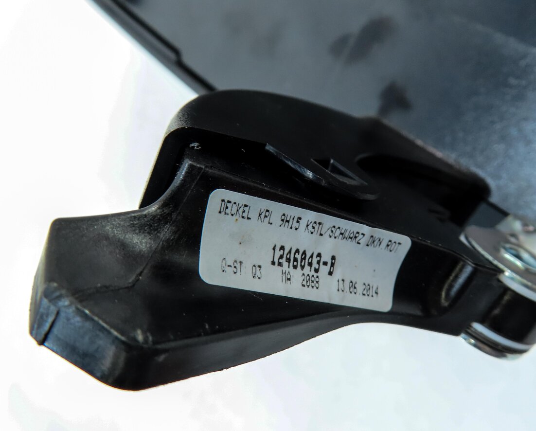 Thumbnail 8: 14-15 MERCEDES CLA45 AMG (C117) FRONT CENTER CONSOLE ARMREST LID (BLACK LEATHER)