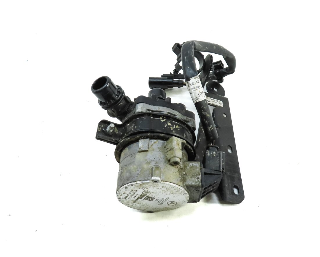 Thumbnail 4: 2014 MERCEDES CLA45 AMG C117 2.0L TURBO M133 ENGINE ELECTRIC COOLANT PUMP MOTOR