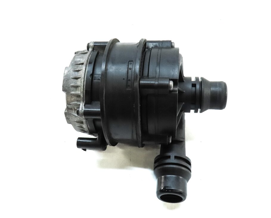 Thumbnail 2: 2014 MERCEDES CLA45 AMG (C117) 2.0L M133 ENGINE AUXILIARY ELECTRIC WATER PUMP