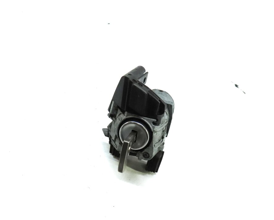 Thumbnail 3: 2014 MERCEDES CLA45 AMG (C117) FRONT LEFT DRIVER DOOR LOCK CYLINDER & KEY