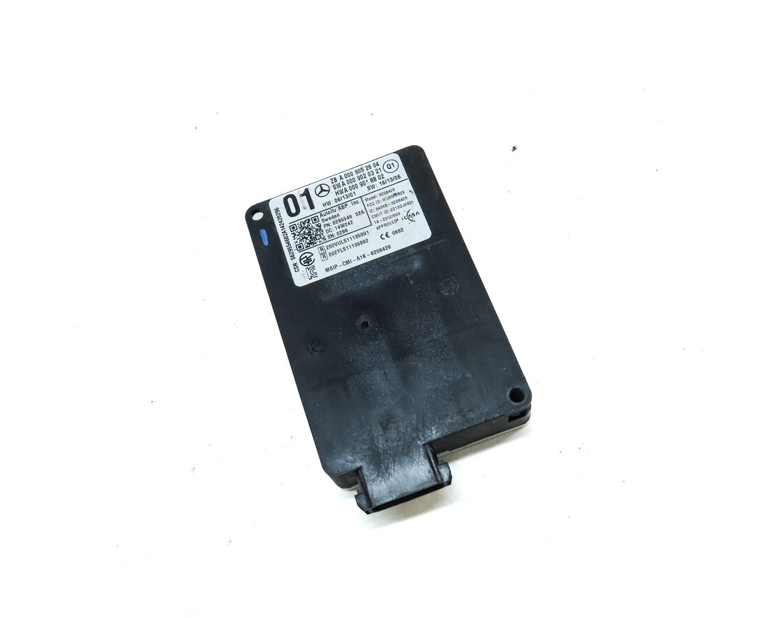 Thumbnail 3: 2014-2016 MERCEDES CLA250 CLA45 (C117 W117) REAR BLIND SPOT RADAR SENSOR MODULE
