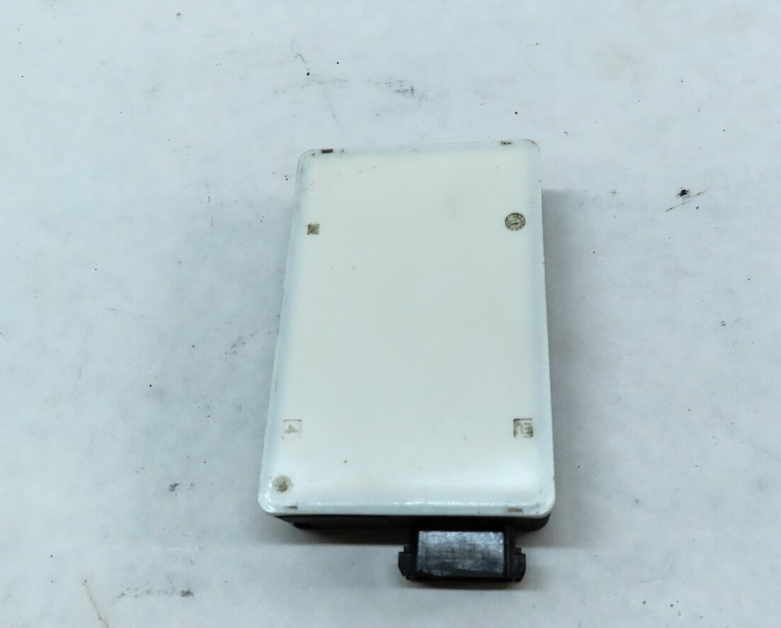 Thumbnail 5: 2014-2016 MERCEDES CLA250 CLA45 (C117 W117) REAR BLIND SPOT RADAR SENSOR MODULE