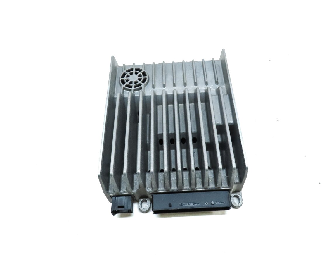 2012-2015 MERCEDES B250 CLA SLK SLK (C117 R172 W242) BECKER AUDIO AMP AMPLIFIER