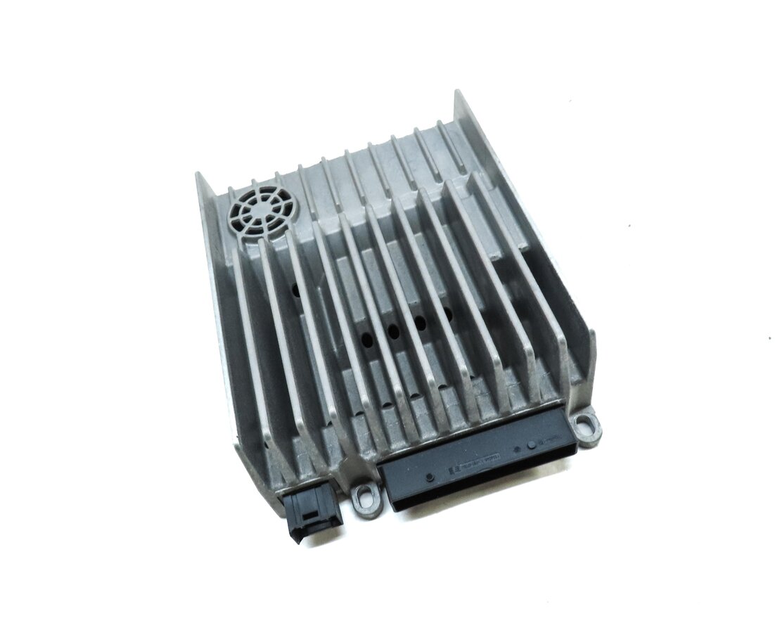Thumbnail 2: 2012-2015 MERCEDES B250 CLA SLK SLK (C117 R172 W242) BECKER AUDIO AMP AMPLIFIER