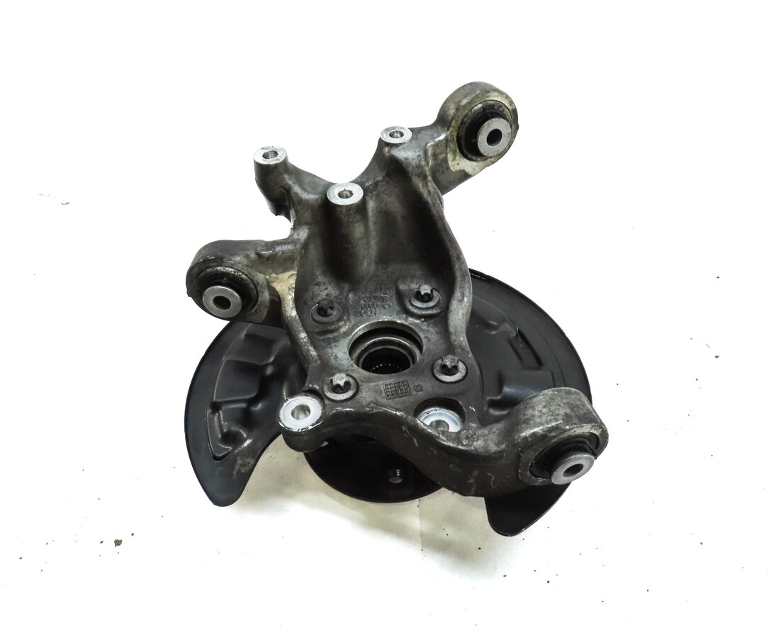 Thumbnail 2: 2014-2019 MERCEDES CLA45 GLA45 AMG (C117 X156) REAR LEFT SPINDLE KNUCKLE HUB