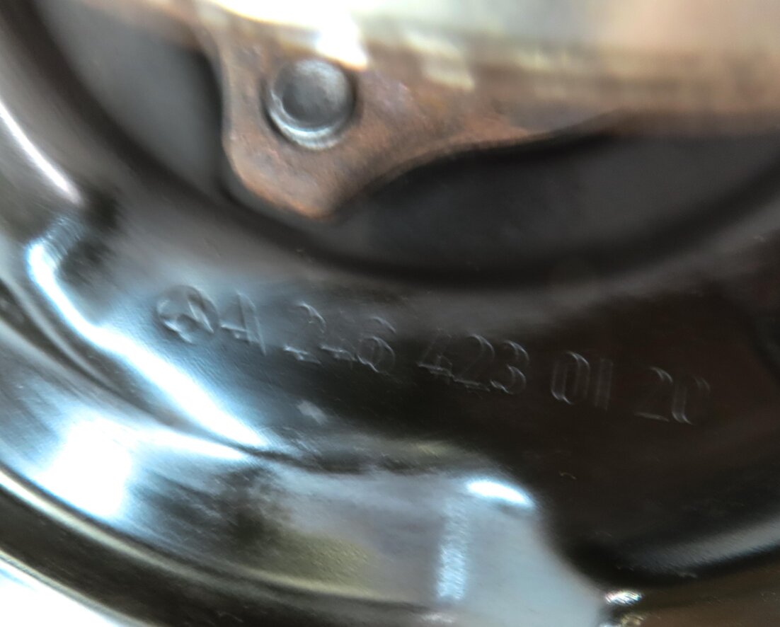 Thumbnail 5: 2014-2019 MERCEDES CLA45 GLA45 AMG (C117 X156) REAR LEFT SPINDLE KNUCKLE HUB