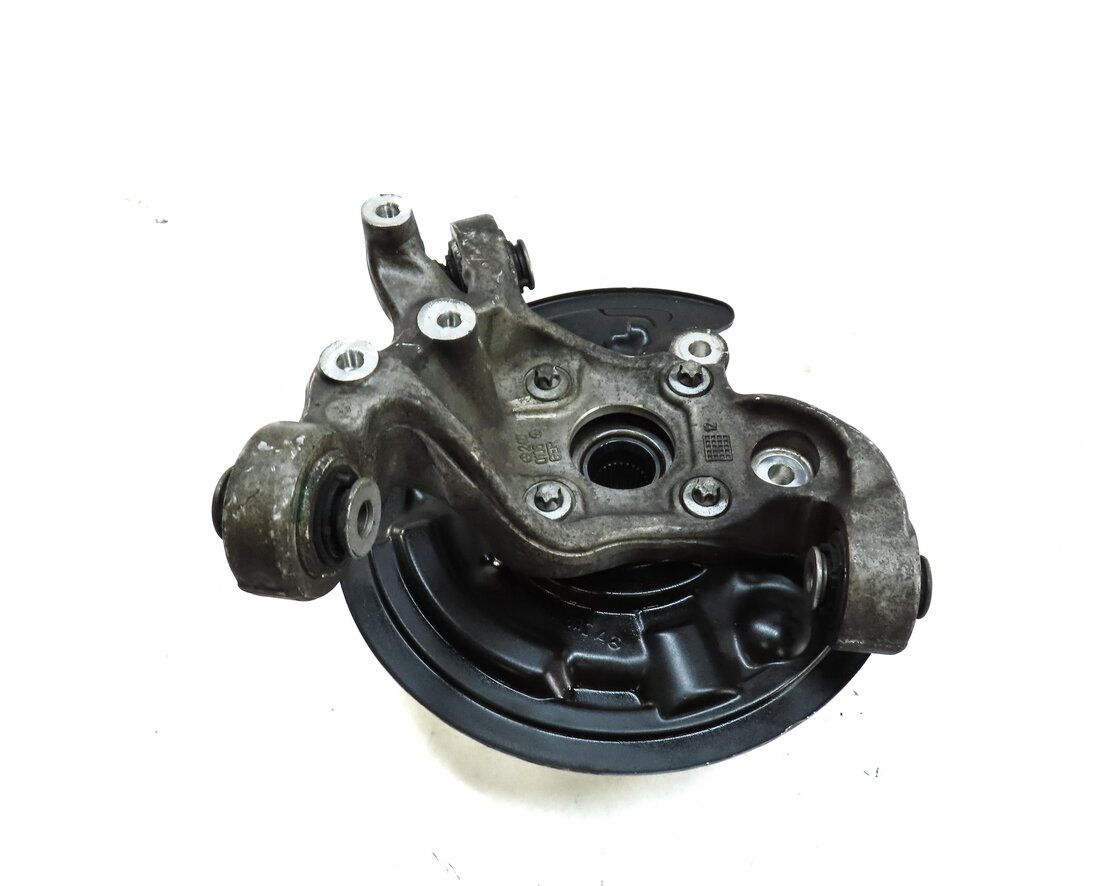 Thumbnail 3: 2014-2019 MERCEDES CLA45 GLA45 AMG (C117 X156) REAR RIGHT SPINDLE KNUCKLE HUB