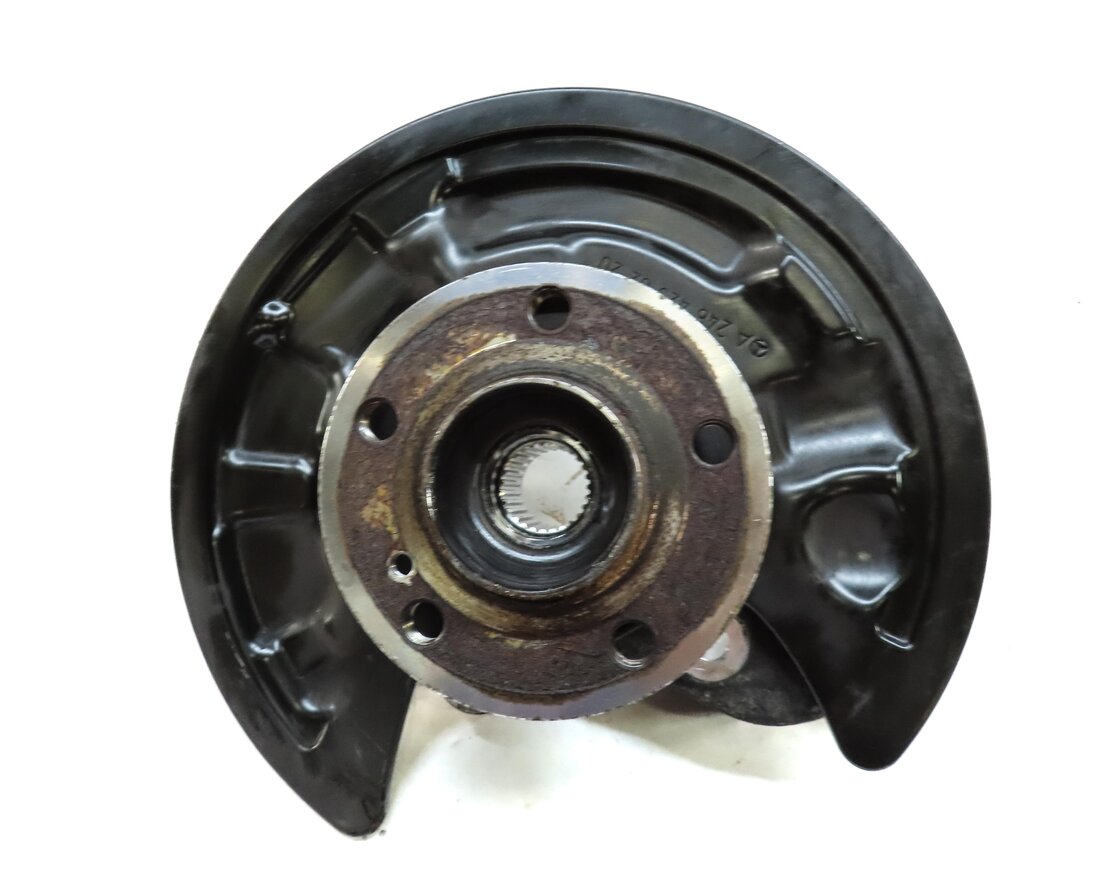 Thumbnail 4: 2014-2019 MERCEDES CLA45 GLA45 AMG (C117 X156) REAR RIGHT SPINDLE KNUCKLE HUB