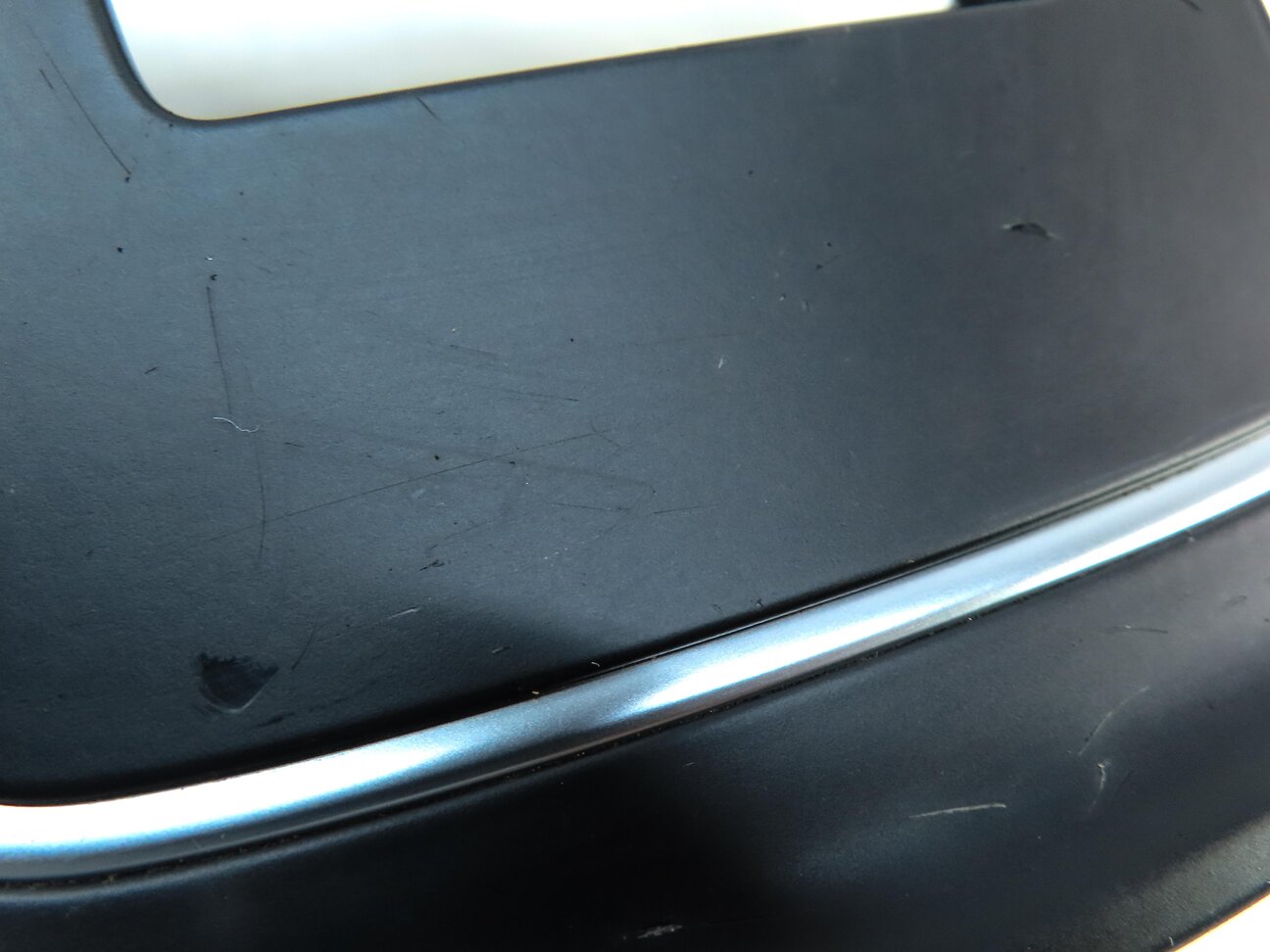 Thumbnail 9: 2014 MERCEDES CLA45 AMG (C117) CENTER CONSOLE SHIFTER SURROUND TRIM PANEL BLACK