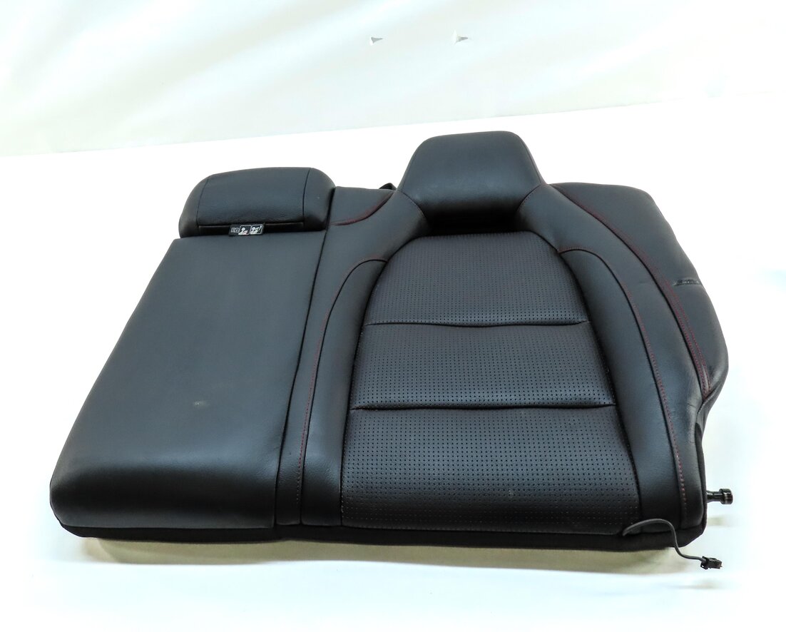 Thumbnail 2: 2014 MERCEDES CLA45 AMG (C117) REAR LEFT & CENTER UPPER SEAT CUSHION BLACK & RED