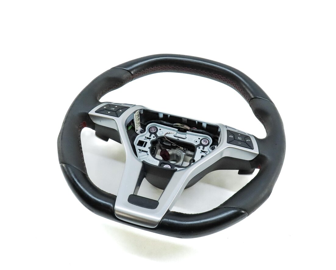 MERCEDES 14 CLA45 AMG SLK250 SLK55 AMG SLK350 3 SPOKE FLAT BOTTOM STEERING WHEEL