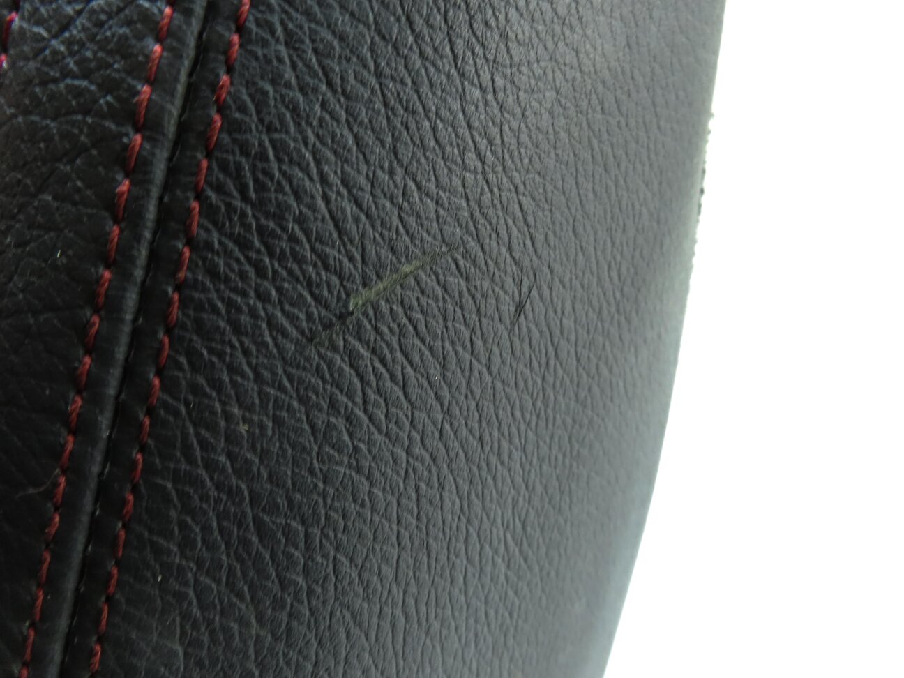 Thumbnail 7: 2014 MERCEDES CLA45 AMG C117 REAR LOWER ///AMG SEAT CUSHION BLACK w/ RED STITCH