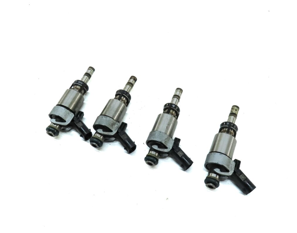 Thumbnail 1: 2013-2017 AUDI A4 A5 Q5 (B8 8K 8R 8T) 2.0L TURBO ENGINE FUEL INJECTOR SET 4