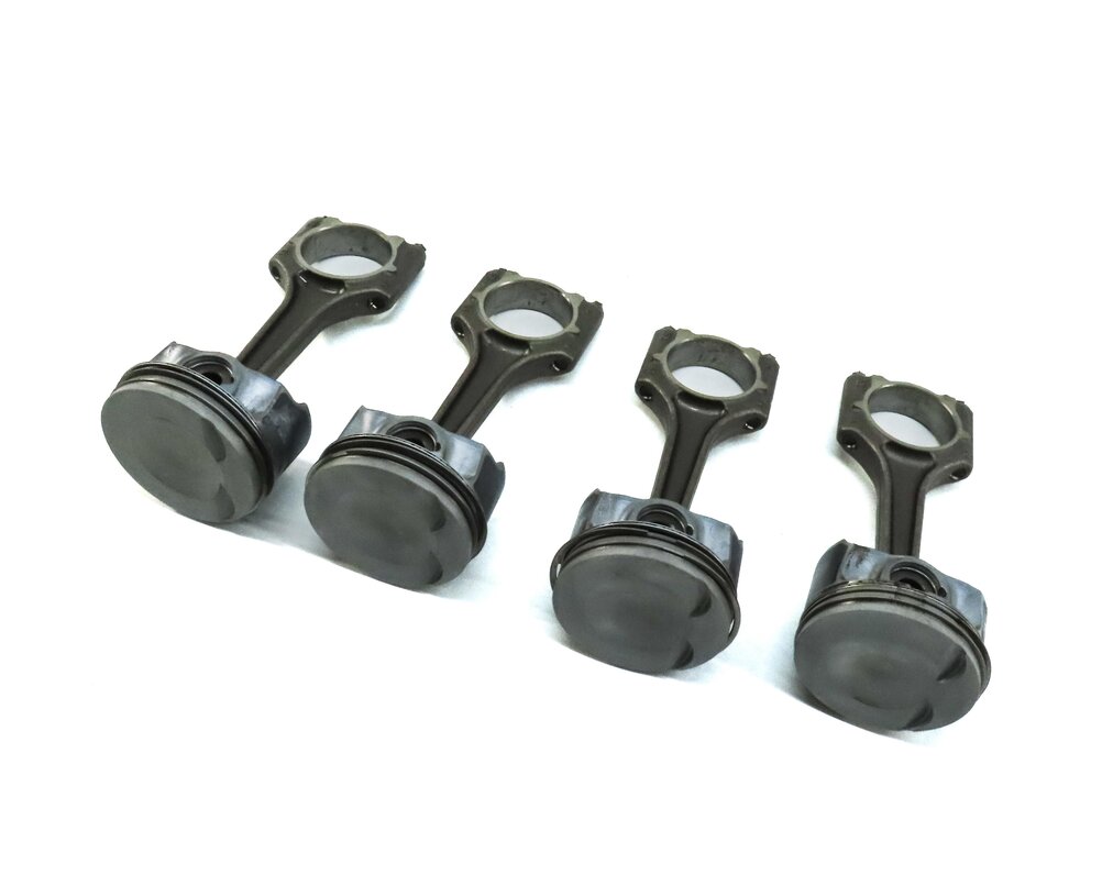 11-18 VW / AUDI - A3 A4 A5 A6 Q5 TT BEETLE JETTA TIGUAN 2.0L TURBO PISTON SET 4