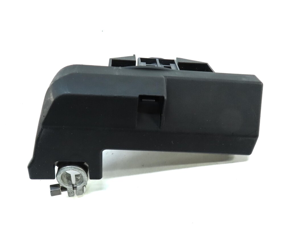 Thumbnail 5: 2013 AUDI A5 (B8 8T) POSITIVE BATTERY TERMINAL w/ SAFETY OVERLOAD BLOWOUT FUSE