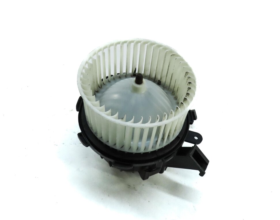2013-2017 AUDI A4 S4 A5 S5 Q5 (B8 8K 8T 8R) FRONT HEATER A/C BLOWER FAN MOTOR