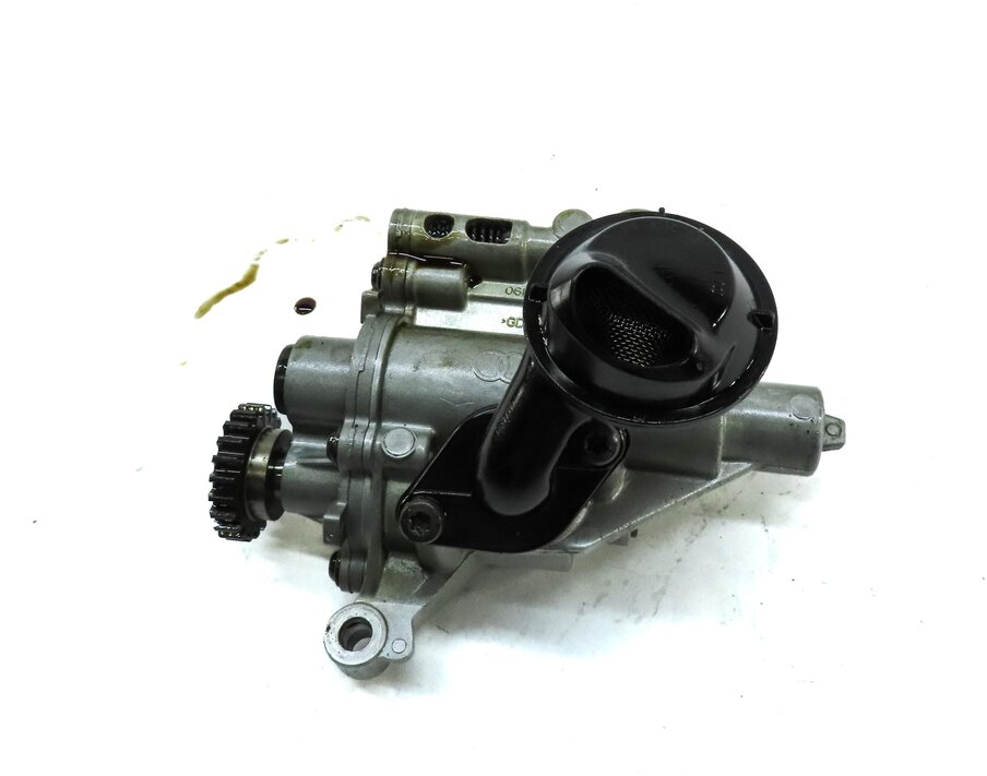 Thumbnail 4: 2013 AUDI A5 (B8 8T) 2.0L TURBO CPMA ENGINE OIL PUMP 06H115105A 06H115105DF