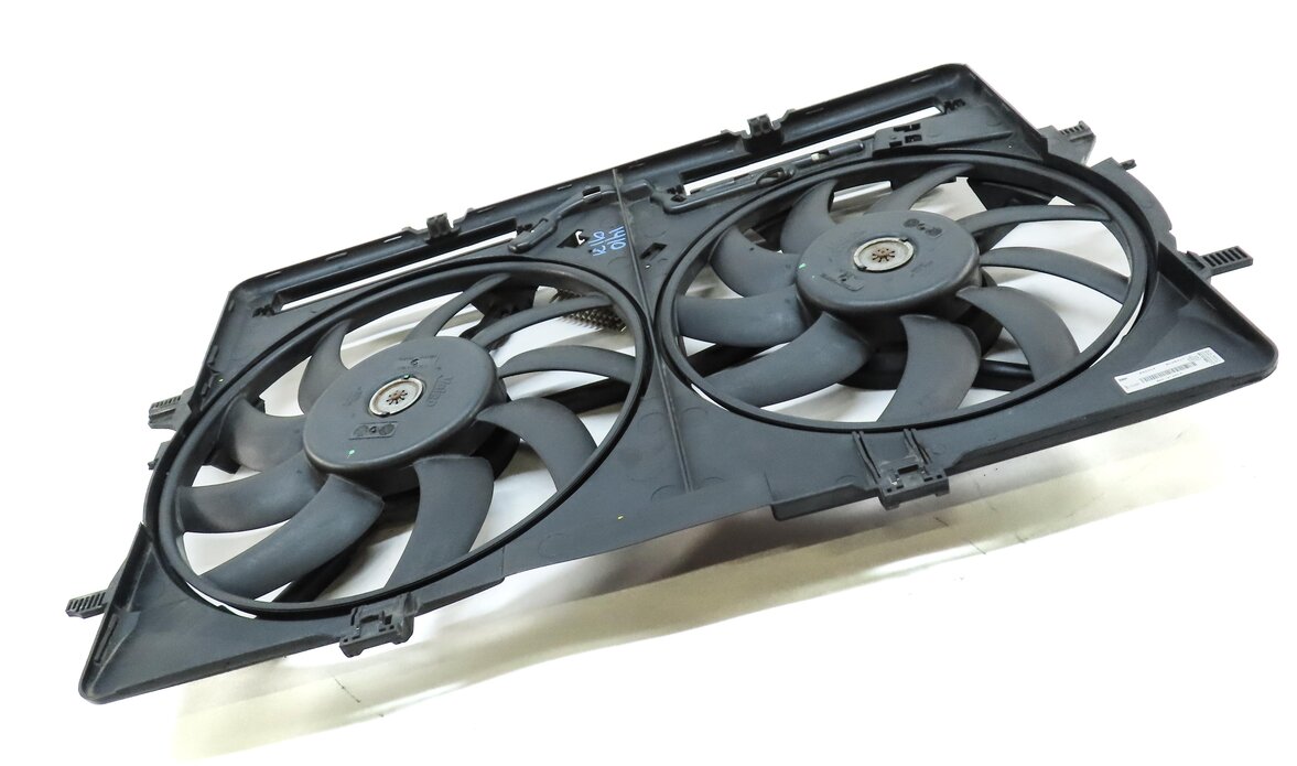 Thumbnail 3: 09-17 AUDI A4 A5 Q5 S4 (B8 8T 8R) 2.0L 3.0L 3.2L RADIATOR COOLING FAN w/ SHROUD