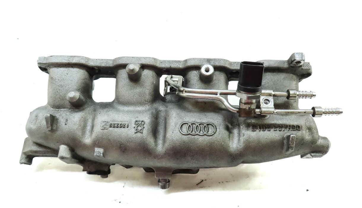 Thumbnail 5: 13-14 AUDI A4 A5 ALLROAD Q5 B8 8K 8T 2.0L TURBO ENGINE INTAKE MANIFOLD DIFFUSER