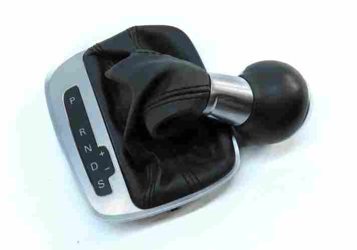 Thumbnail 3: 13 AUDI A5 COUPE (B8 8T) 2.0T AWD AUTOMATIC TRANSMISSION SHIFT KNOB w/ BOOT
