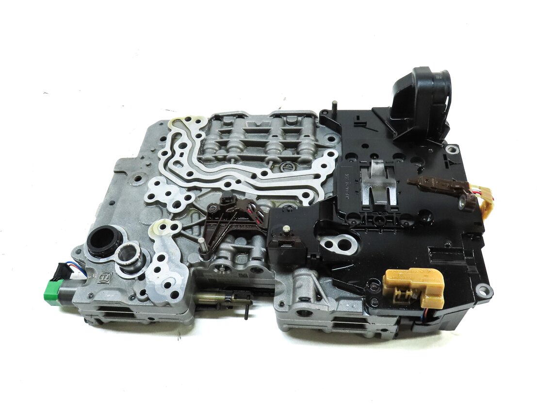 Thumbnail 2: 13-16 LAND ROVER RANGE ROVER SPORT (L405 L494) 5.0L AUTO TRANSMISSION VALVE BODY