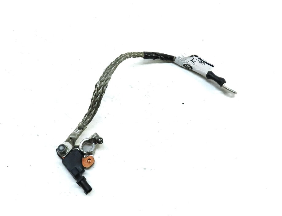 Thumbnail 2: 2013 LAND RANGE ROVER (L405) NEGATIVE BATTERY CABLE w/ INTELLIGENT BATTERY IBS