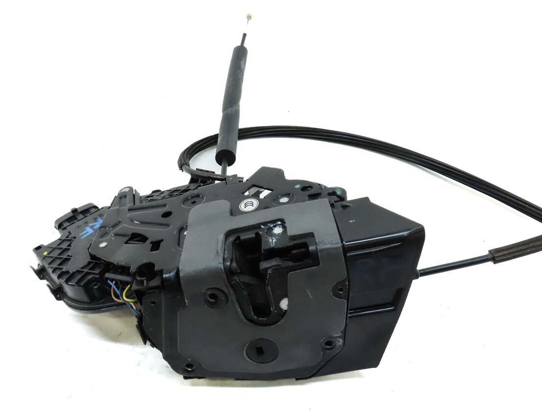 Thumbnail 8: 13-22 DISCOVERY RANGE ROVER SPORT (L405 L462 L494 L550) RIGHT FRONT DOOR LATCH