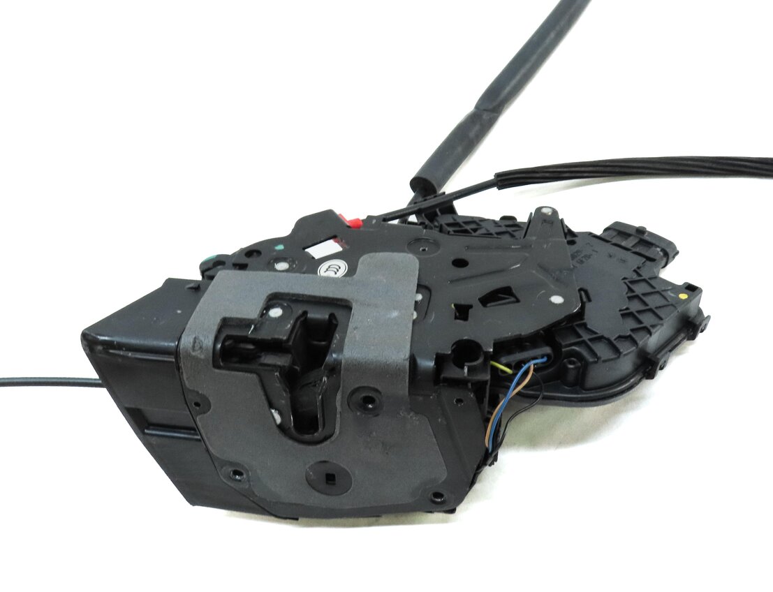 Thumbnail 17: 2013-2022 LAND ROVER DISCOVERY RANGE ROVER SPORT - LEFT REAR PASSIVE DOOR LATCH