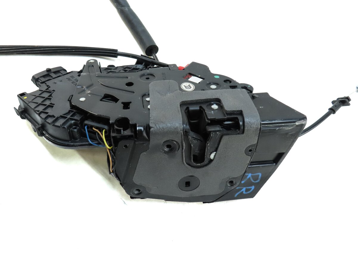 Thumbnail 8: 2013-2022 LAND ROVER DISCOVERY RANGE ROVER SPORT - LEFT REAR PASSIVE DOOR LATCH