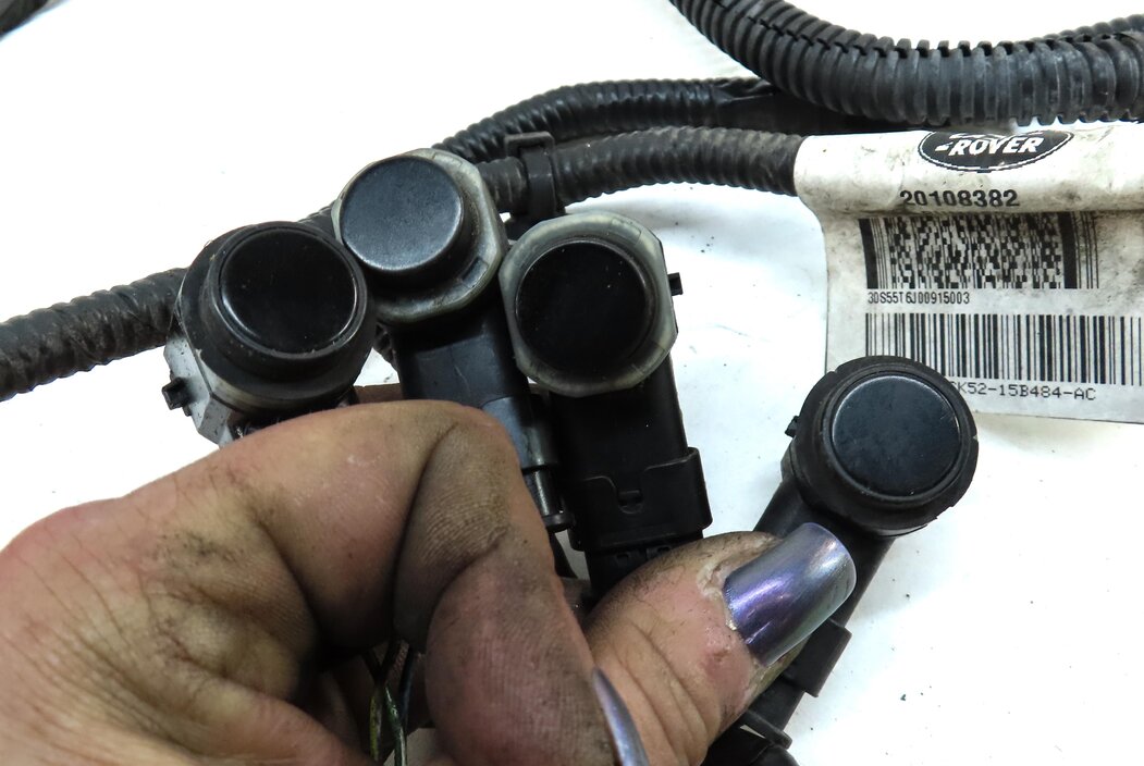 Thumbnail 6: 2013 LAND RANGE ROVER (L405) REAR PARK ASSIST PDC SENSOR SET4 (GRAY) w/ HARNESS