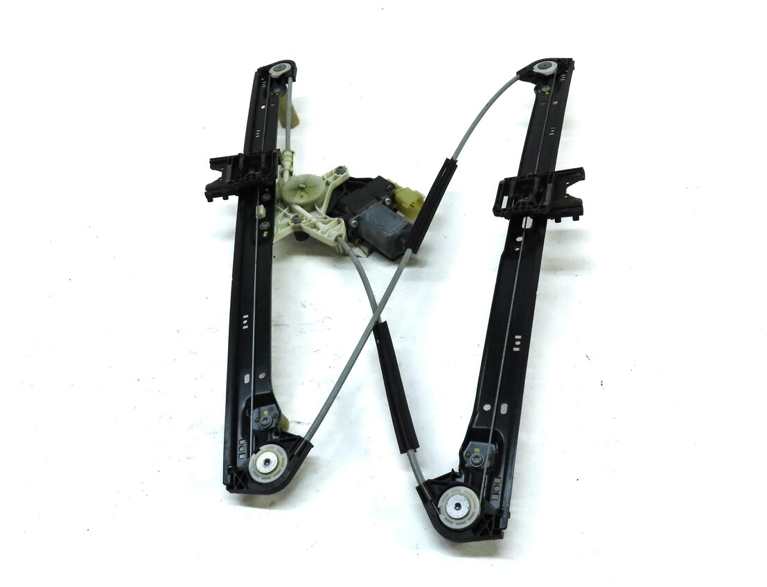 Thumbnail 4: 2013-2017 RANGE ROVER (L405) RIGHT REAR WINDOW REGULATOR w/ MOTOR