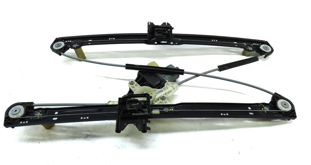 Thumbnail 5: 2013-2017 RANGE ROVER (L405) RIGHT REAR WINDOW REGULATOR w/ MOTOR