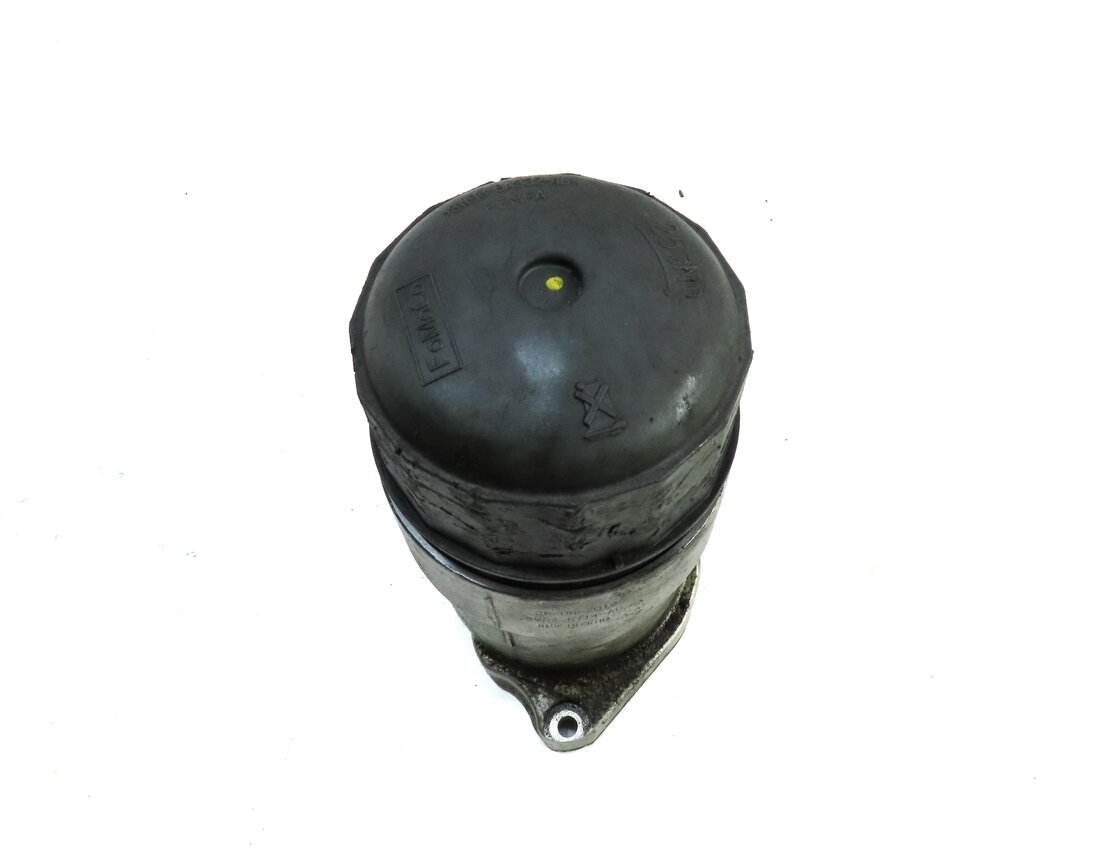 Thumbnail 5: 2013 LAND RANGE ROVER (L405) 5.0L NON-SUPER ENGINE OIL FILTER HOUSING w/ CAP