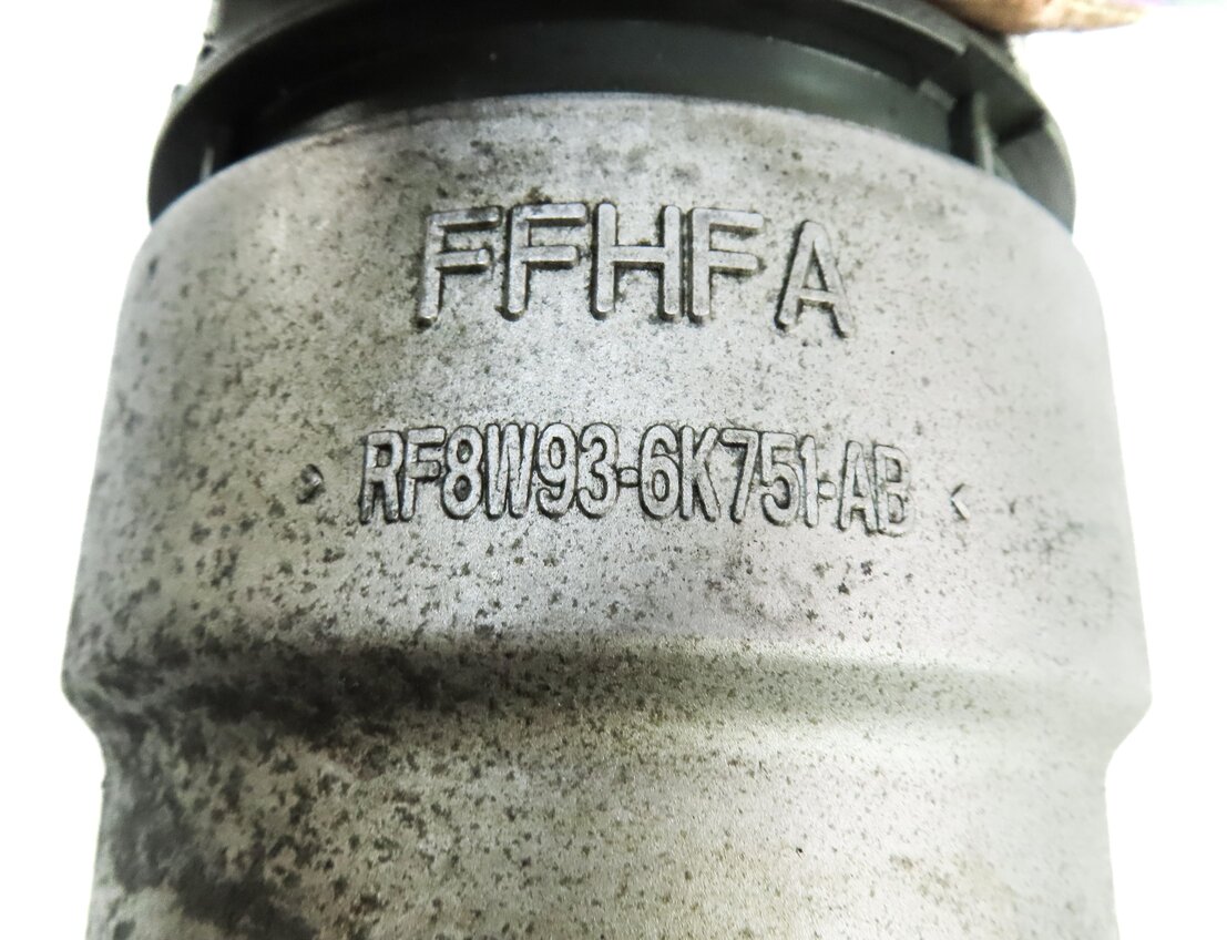 Thumbnail 7: 2013 LAND RANGE ROVER (L405) 5.0L NON-SUPER ENGINE OIL FILTER HOUSING w/ CAP