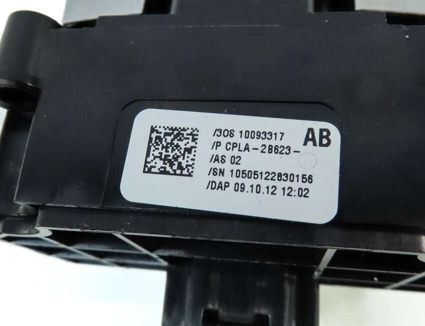 Thumbnail 6: 2013 LAND RANGE ROVER (L405) EMERGENCY PARKING BRAKE SWITCH CPLA2B623AB
