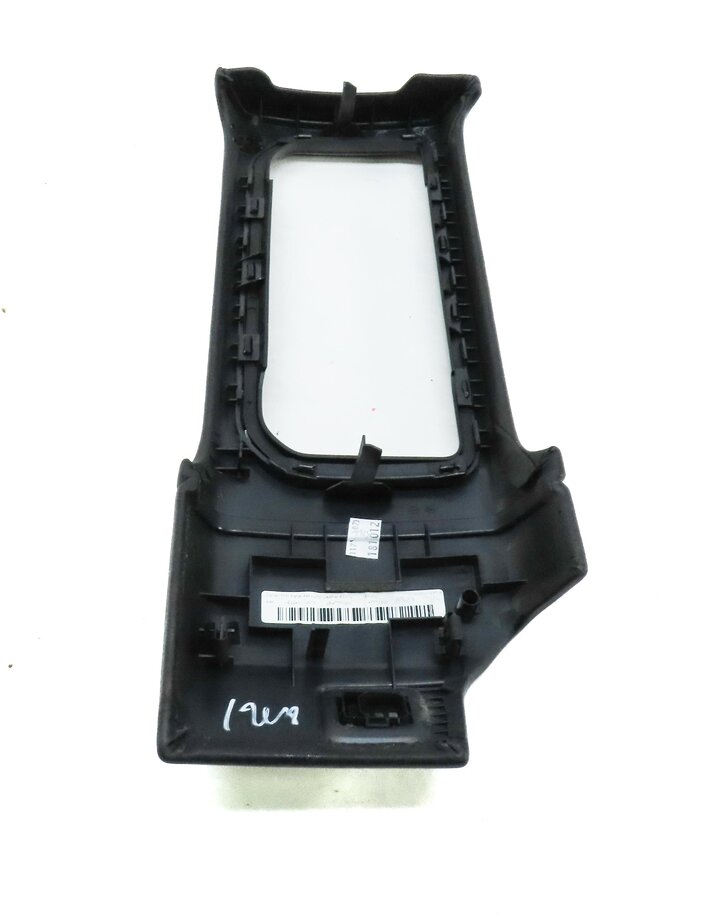 Thumbnail 6: 2013 LAND RANGE ROVER (L405) FRONT CENTER DASH DISPLAY SCREEN TRIM BLACK LEATHER