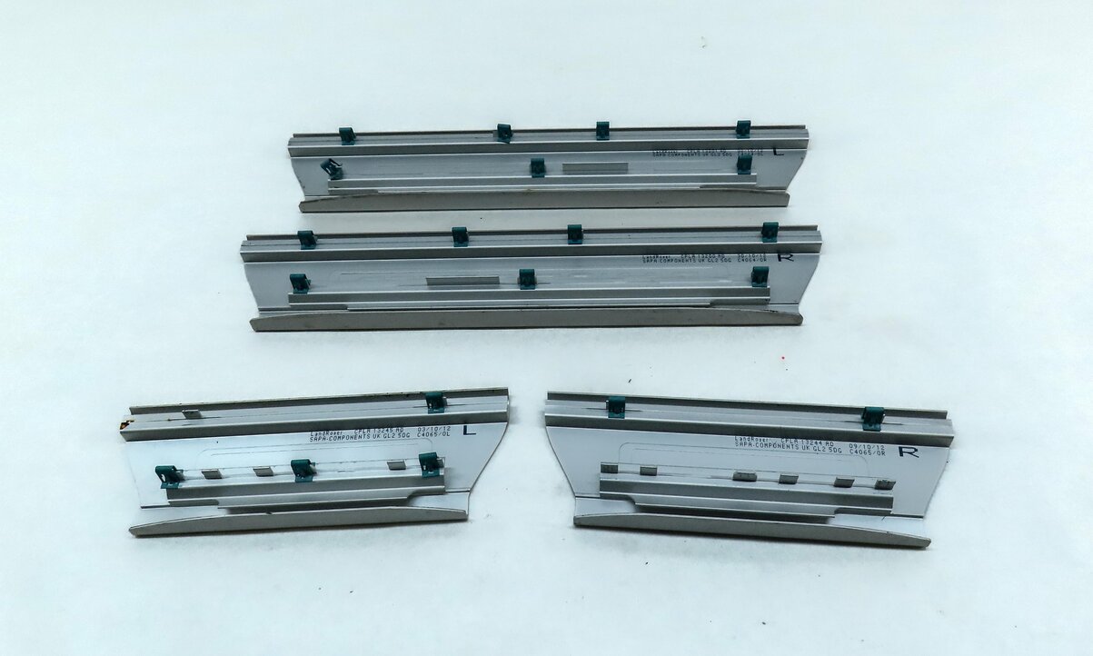 Thumbnail 4: 2013 LAND RANGE ROVER (L405) FRONT REAR LEFT RIGHT DOOR SILL SCUFF PLATE SET 4