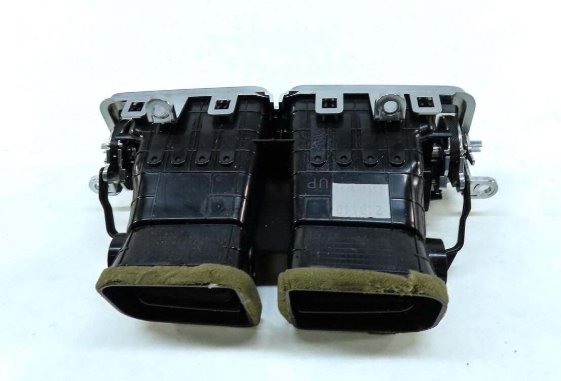 Thumbnail 4: 2013 LAND RANGE ROVER (L405) REAR CENTER CONSOLE A/C HEATER AIR VENT (SILVER)
