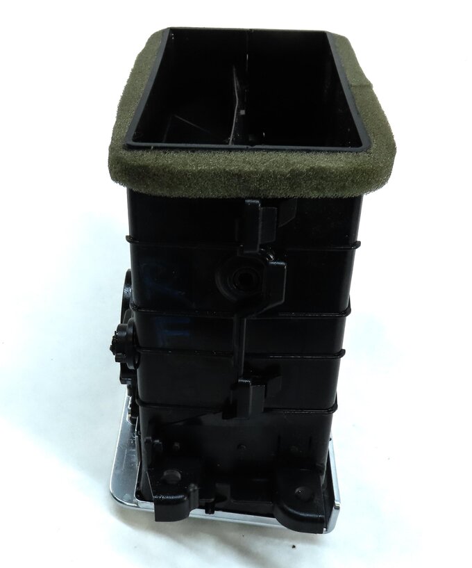 Thumbnail 5: 2013 LAND RANGE ROVER (L405) FRONT RIGHT PASSENGER OUTER A/C HEATER AIR VENT