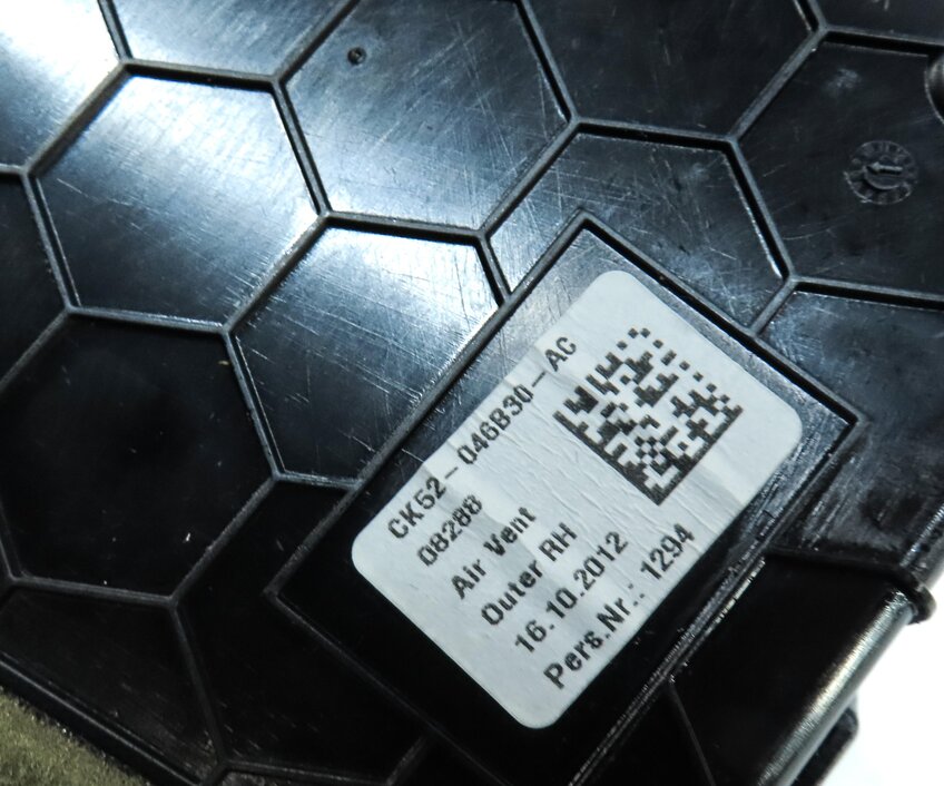 Thumbnail 7: 2013 LAND RANGE ROVER (L405) FRONT RIGHT PASSENGER OUTER A/C HEATER AIR VENT